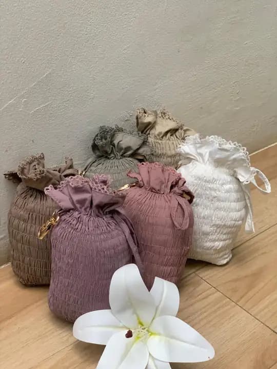 Foto produk 3 dari supplier harumikartinistudio