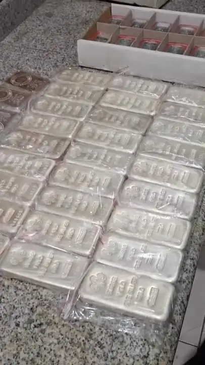 Produk dari supplier fitriyahalamudi — Aksesoris & Perhiasan